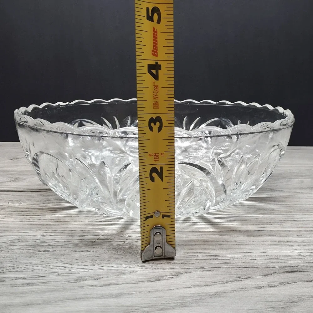 Beautiful Vintage Anchor Hocking Clear Glass Serving Bowl - 8